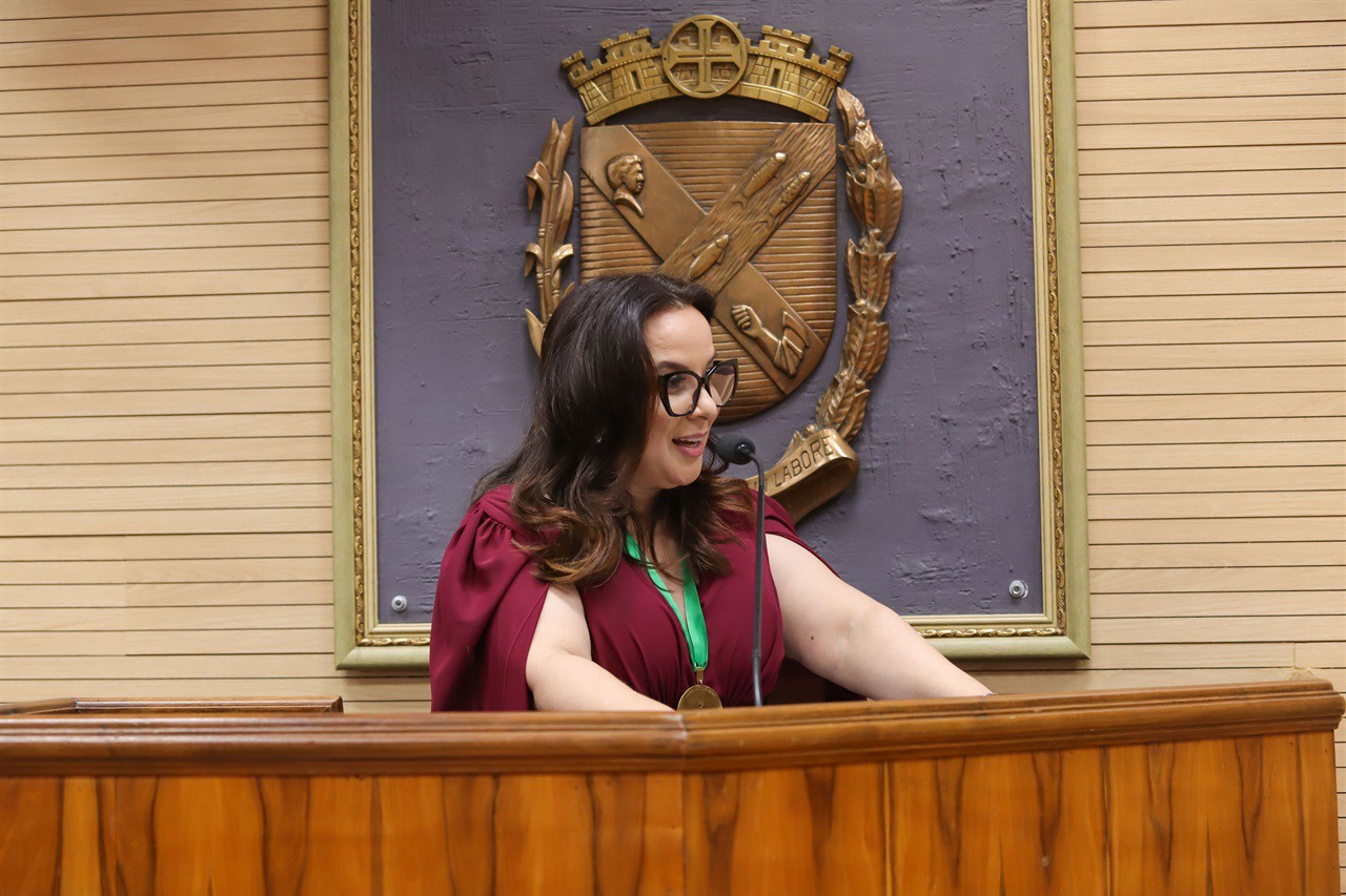 "Nasci para ser voz e dar voz a outras pessoas", destaca Luciana Paula