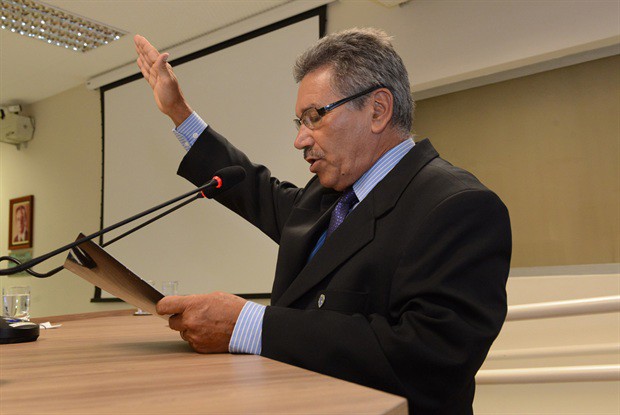 Gilmar Tanno durante o ato de posse, nesta segunda-feira