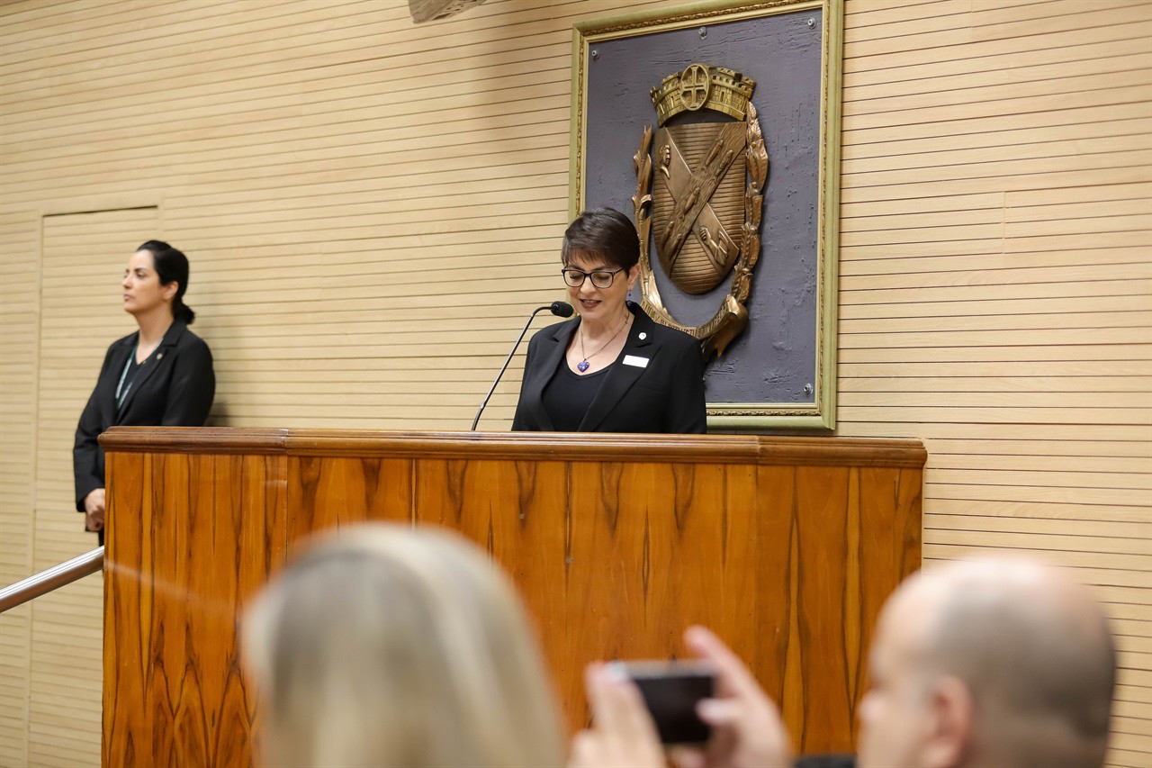 Vereador Anilton Rissato (PP) entregou honraria a Daniel de Carvalho