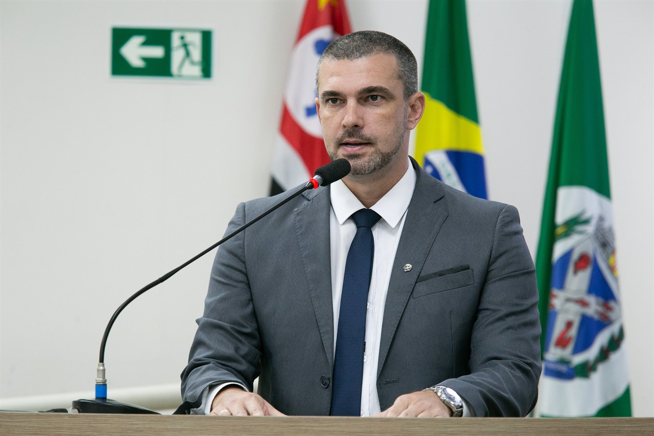 Renan Paes ocupou a tribuna na reunião ordinária desta segunda-feira