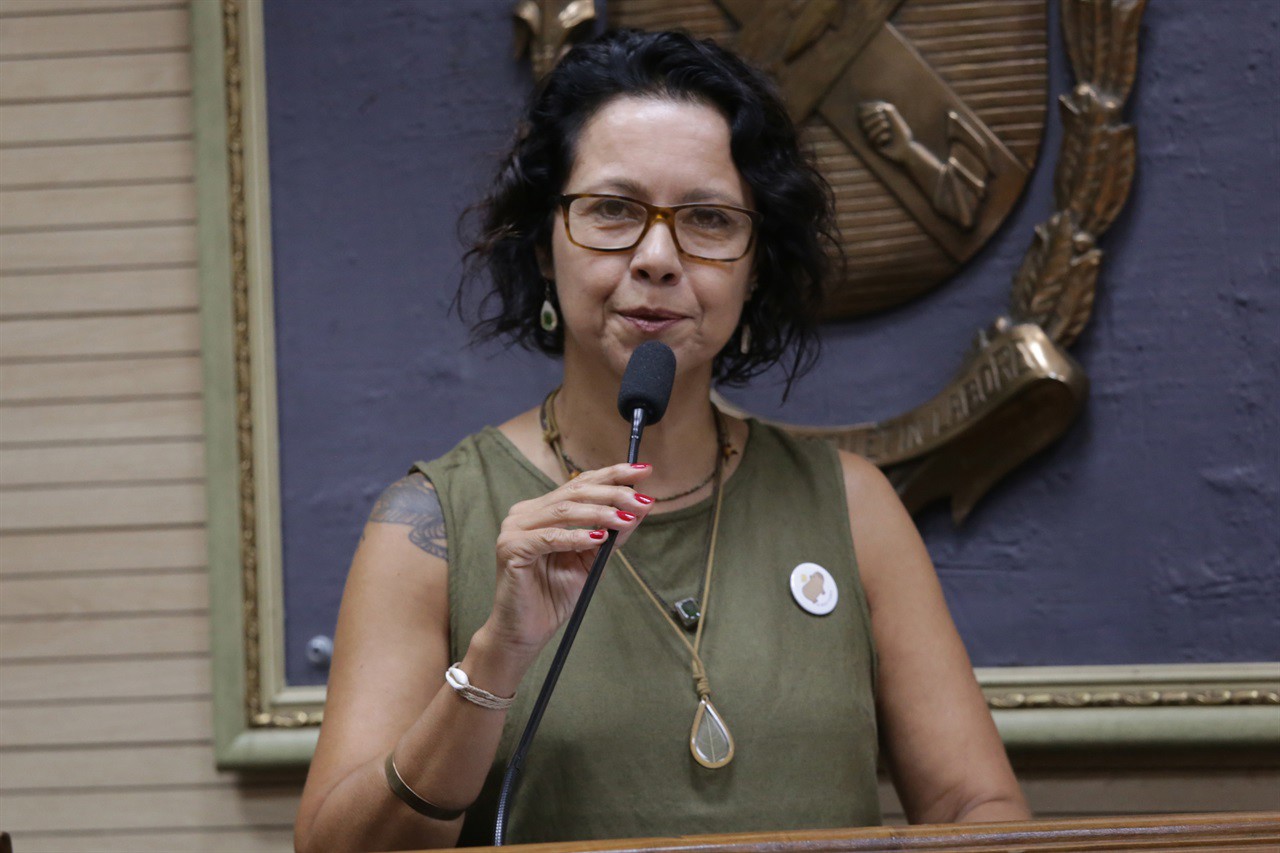 Vereadora Sílvia Morales (PV), do mandato coletivo A Cidade é Sua, idealizadora da Frente Parlamentar de Combate às Crise Climática