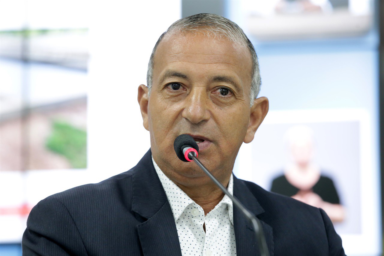 Paraná ocupou a tribuna durante a reunião ordinária desta quinta-feira