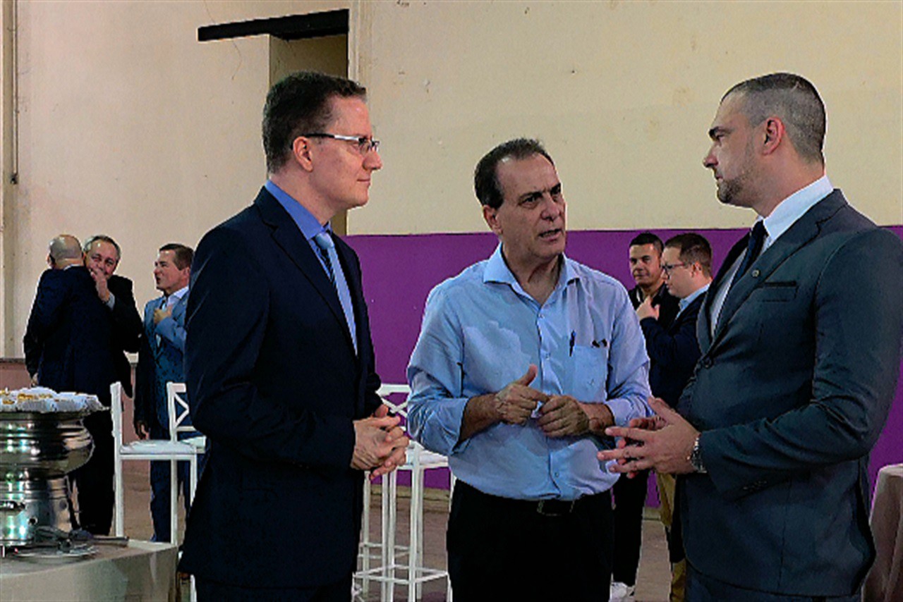 Vereador é convidado para cerimônia da passagem de comando no CPI-9