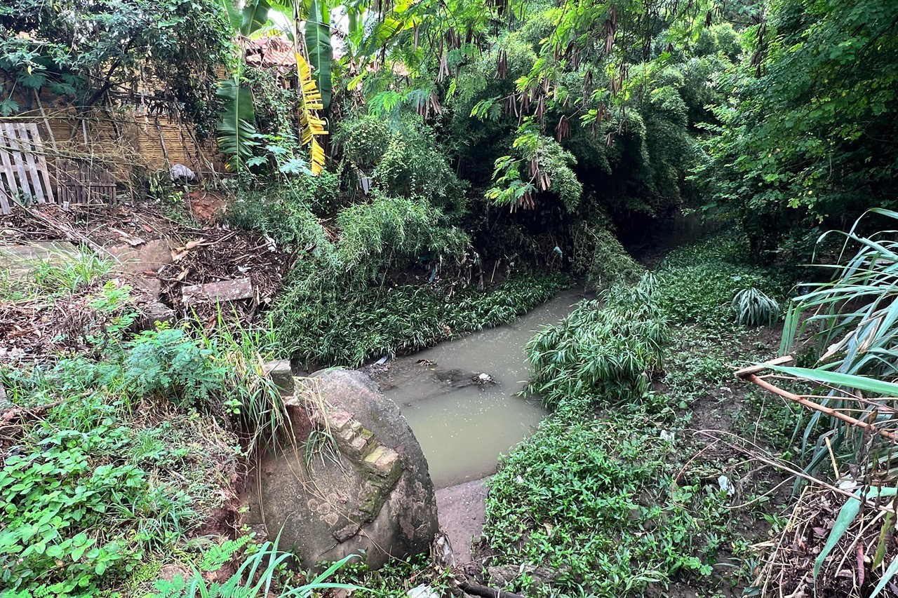 Vereador visita o Vila Sônia com o secretário executivo de Obras