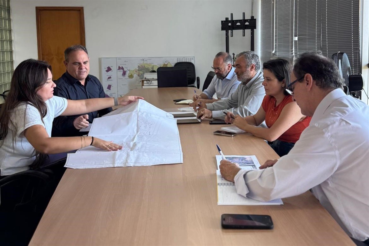 Em reunião, vereador debate o fortalecimento do turismo em Artemis