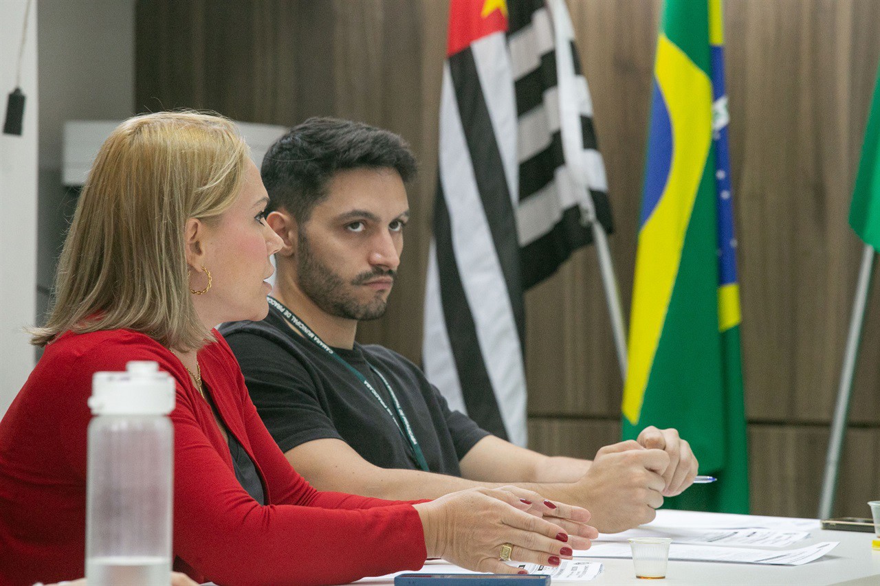 CLJR realizou reunião nesta segunda-feira (14) para análise de projetos