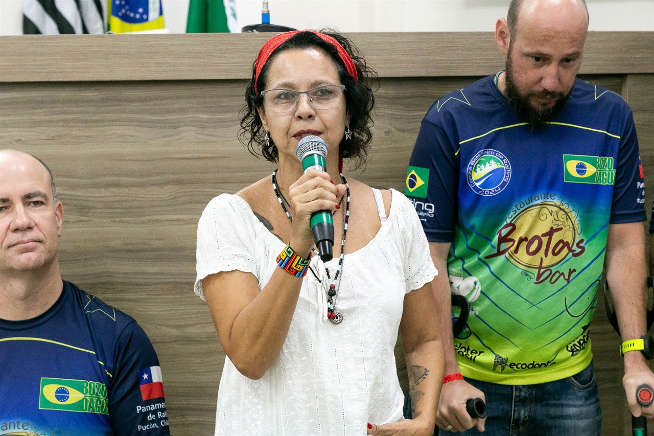 Moção de aplausos foi entregue durante a 20ª Reunião Ordinária