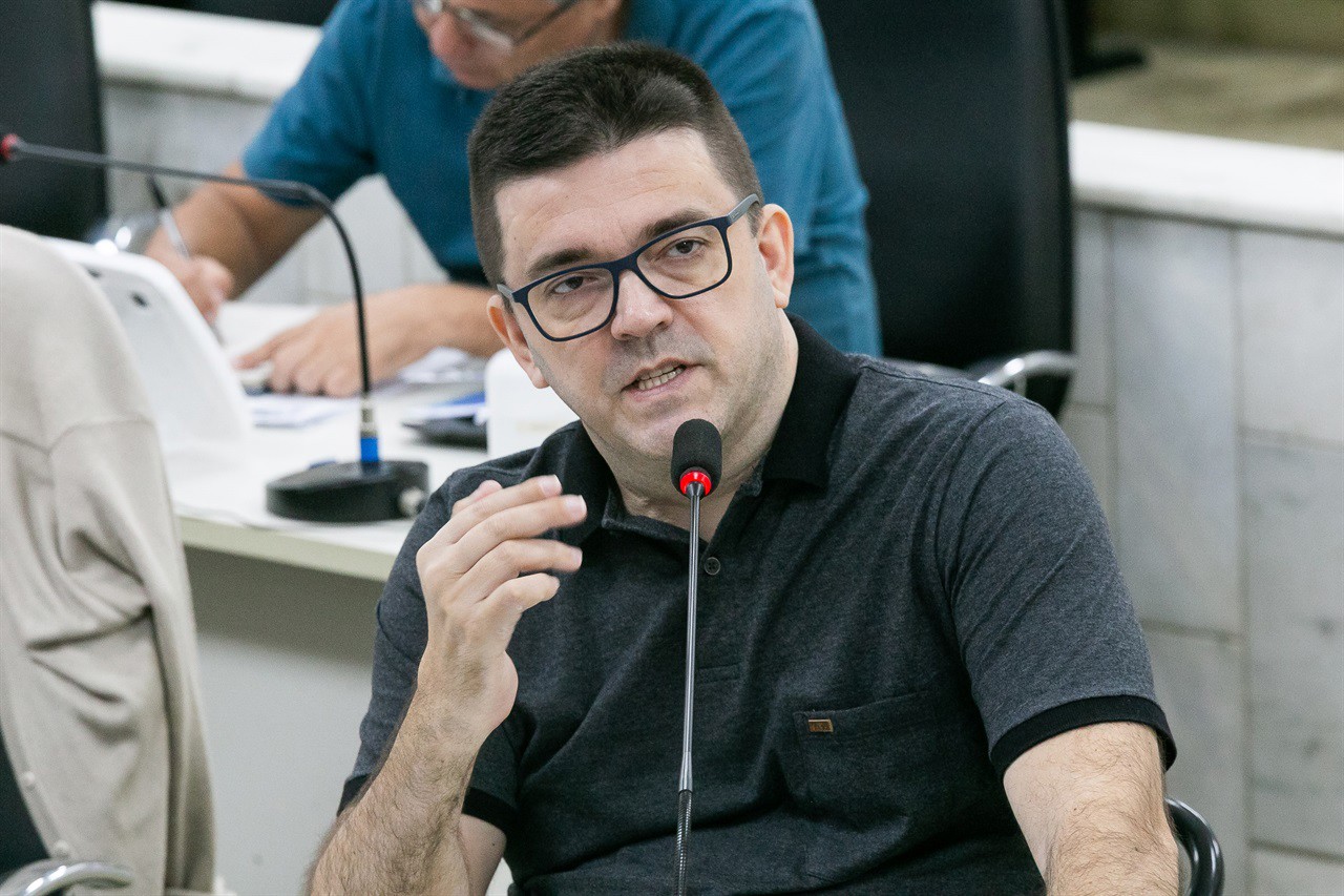 Vereador André Bandeira solicitou informações ao Executivo sobre a revitalização da área pública no bairro Piracicamirim