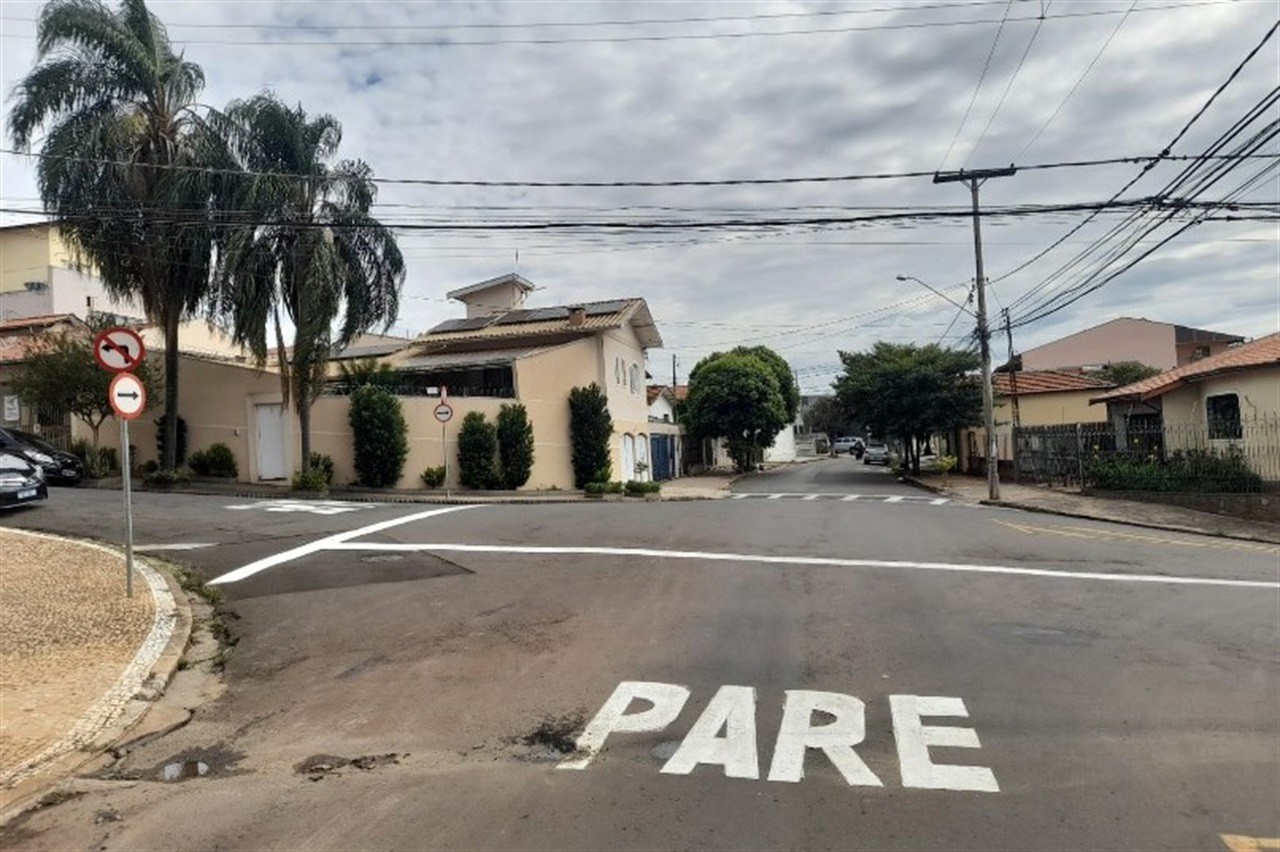 Vereador solicita melhorias para o bairro Castelinho