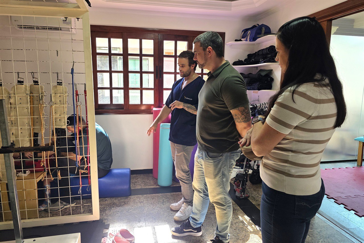 Vereador destaca trabalho social de clínica de reabilitação neurofuncional