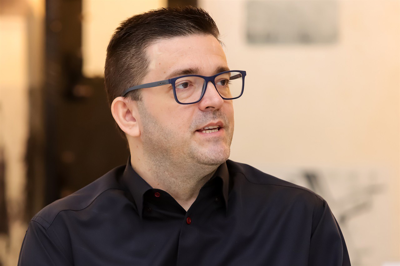 Vereador André Bandeira (PSDB), autor da homenagem