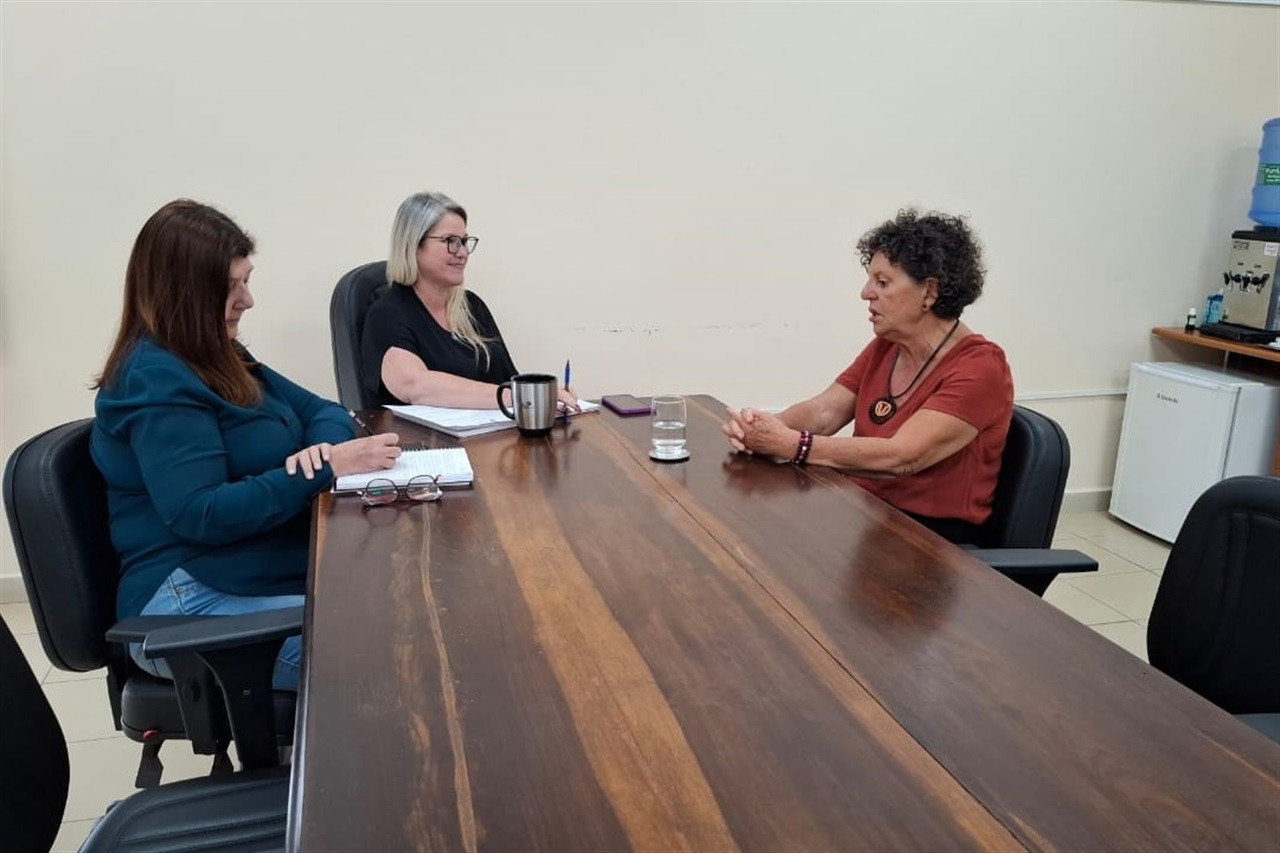 Vereadora destaca início do Plano Municipal do Livro pela Secretaria de Educação