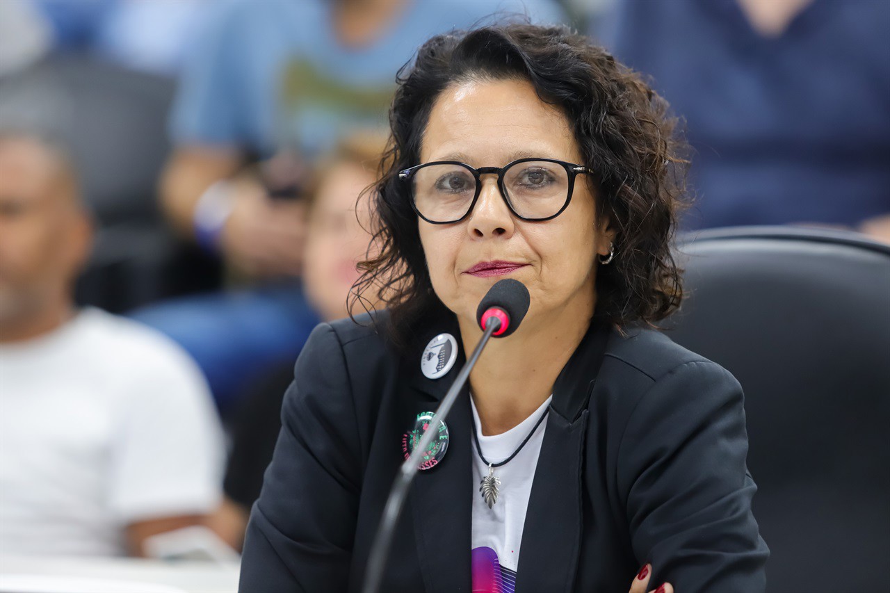 Ao usar a Tribuna, Vereadora Silvia Morales enaltece Semana da Criatividade e Inovação e contesta projetos de urgência 