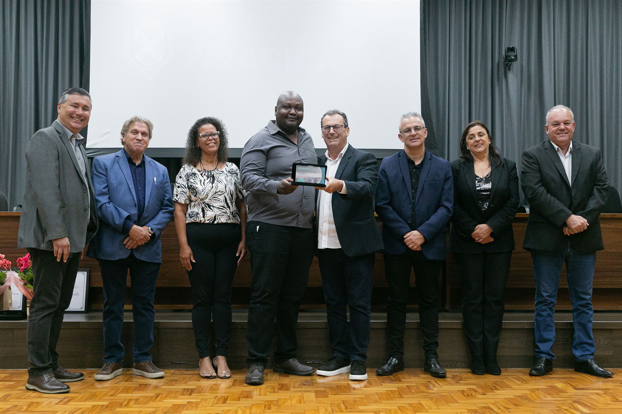 Dia Nacional dos Metalúrgicos é comemorado na Câmara