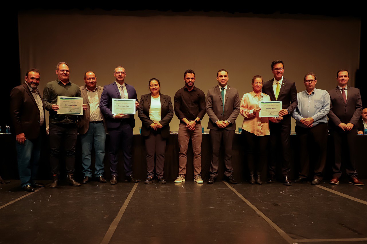 Vereadores tomam posse e defendem regulamentação da Região Metropolitana