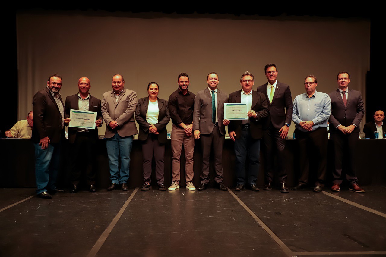 Vereadores tomam posse e defendem regulamentação da Região Metropolitana
