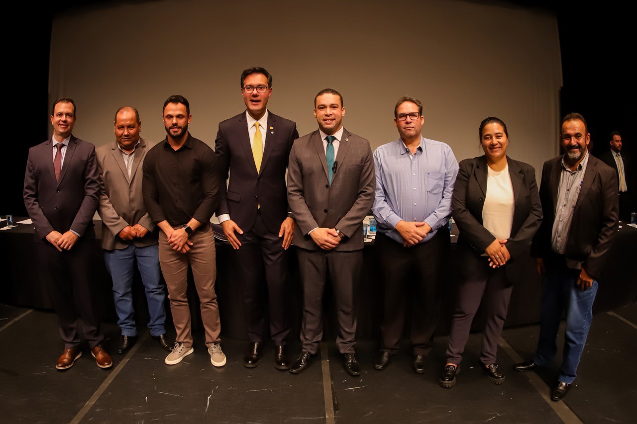 Vereadores tomam posse e defendem regulamentação da Região Metropolitana