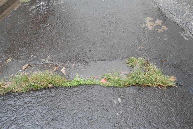 Melhorias são solicitadas nas ruas Kurt Nimuedajú e João Crisóstomo