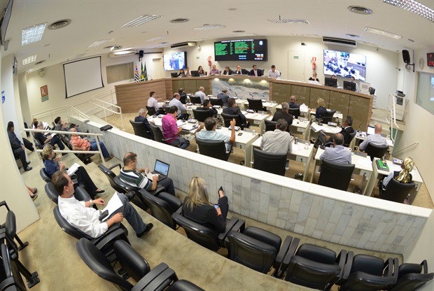 Projeto de lei complementar de Moschini e José Luiz foi aprovado nesta quinta-feira