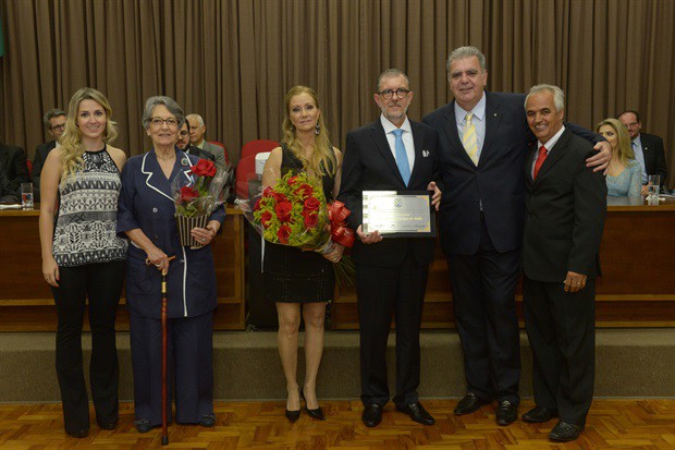  Entrega de título de Cidadão Piracicabano ao doutor Guilherme Mônaco de Mello