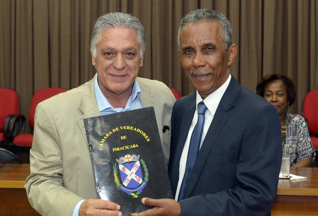 Câmara realiza solenidade em comemoração à Semana da Consciência Negra