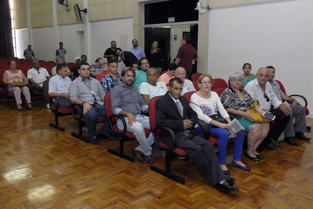 Cerimônia de posse aconteceu nesta sexa-feira, no Salão Nobre Helly de Campos Melges