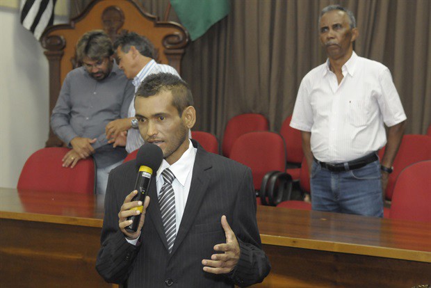 Cerimônia de posse aconteceu nesta sexa-feira, no Salão Nobre Helly de Campos Melges