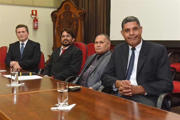 Solenidade em comemoração ao aniversário do bairro Santa Rosa aconteceu nesta quarta-feira