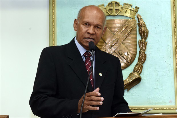 Vereador Luiz Carlos Arruda (PTB), autor da solenidade