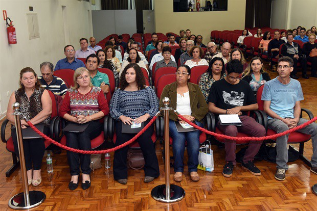 Padre Renato Luís Andreatto recebe o título de Cidadão Piracicabano