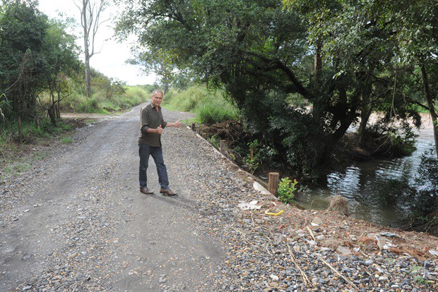 Secretaria refez uma ponte após ele levar o pedido a Waldemar Gimenez