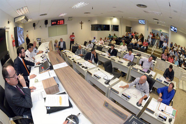 Propositura foram aprovadas durante extraordinárias desta quinta