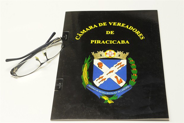 Substitutivo a projeto de lei foi aprovado na reunião ordinária desta segunda-feira