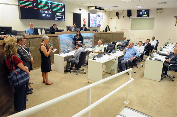 Moção de aplausos foi entregue por Pedro Cruz na reunião ordinária desta segunda-feira