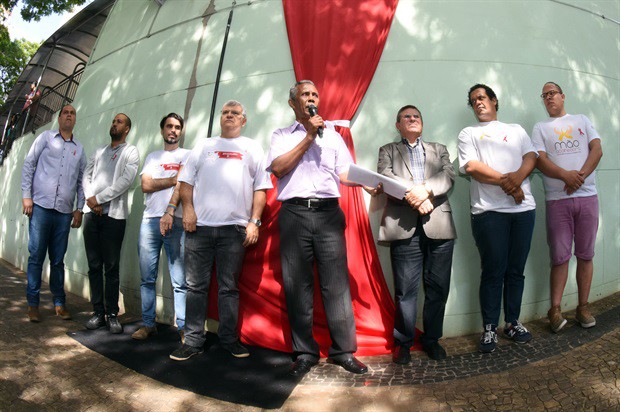 Câmara lança campanha Dezembro Vermelho 2016