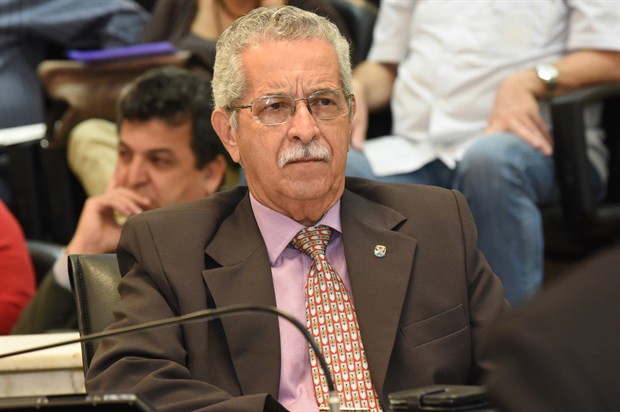 Capitão Gomes usou a tribuna durante a reunião ordinária desta quinta-feira