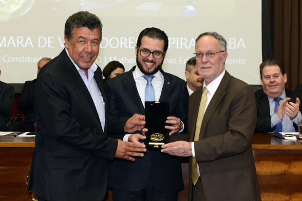 Universidades, entidades sindicais, personalidades e membros dos poderes tiveram atuação reconhecida