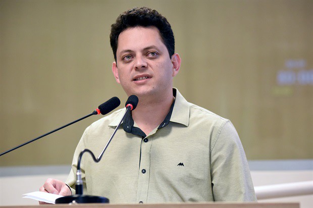 Crise da Unimep: representante da Afiep ocupa a tribuna da Câmara