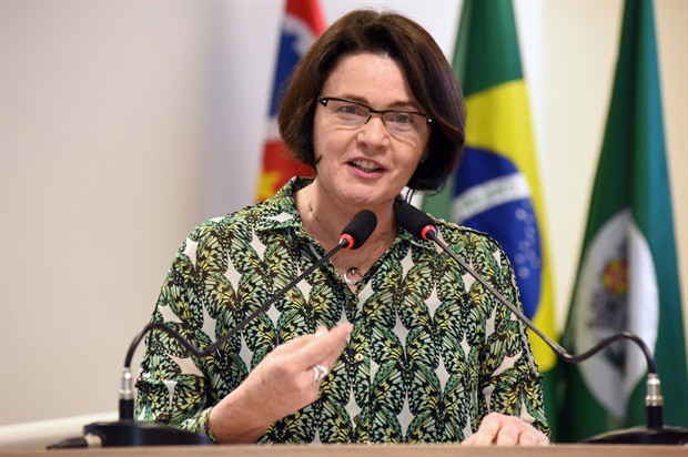 Nancy usou a tribuna durante a reunião ordinária desta quinta-feira