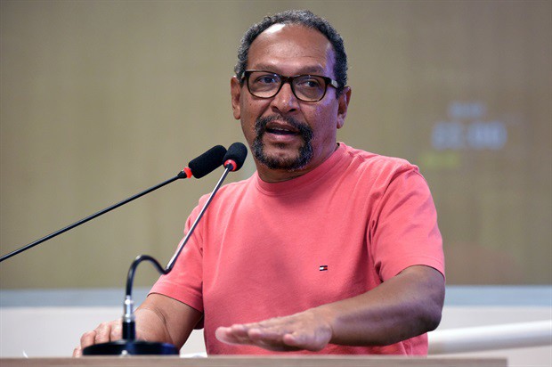 Fernando Ferreira da Silva usou a Tribuna Popular durante a reunião ordinária desta quinta-feira