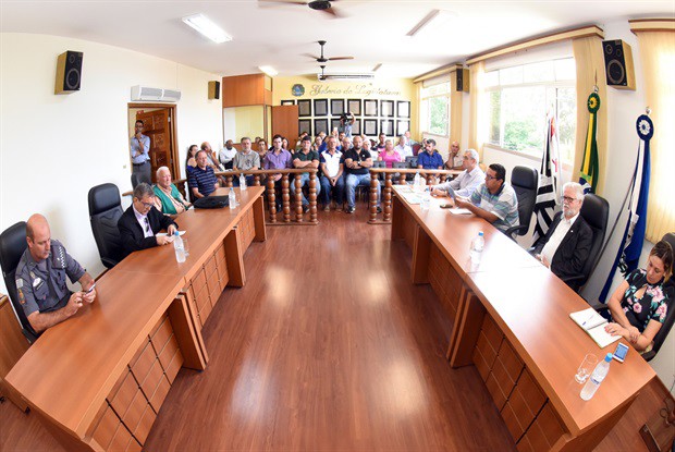 Integrantes da bacia do rio Corumbataí se reúnem na defesa do Fórum