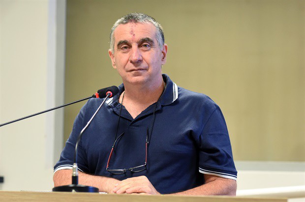 Professor Marcos Sorrentino ocupou a tribuna da Câmara nesta quinta-feira (23)