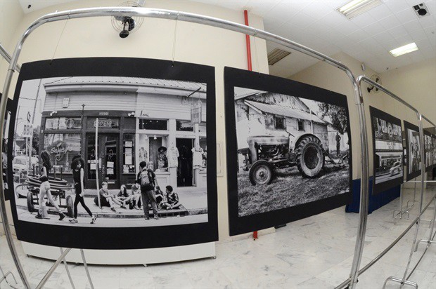 Exposição fica na Câmara até o dia 23 de abril