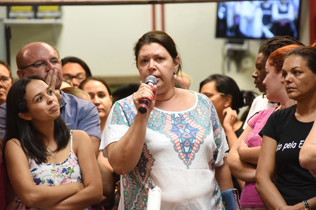 Público que acompanhou a reunião pública na galeria do plenário pôde fazer comentários e perguntas
