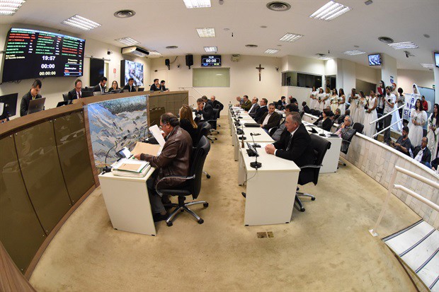 Vereadores deliberaram 31 proposituras na 30ª reunião ordinária