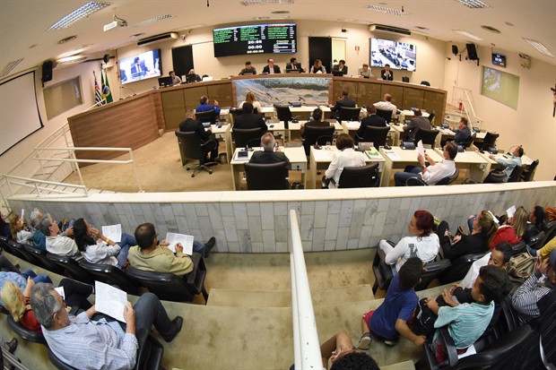 Câmara votou pacote de R$ 11,8 mi em repasses que beneficia população