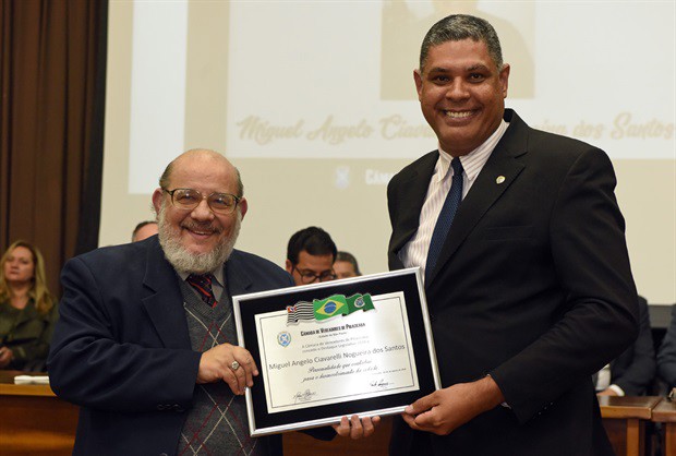 Miguel Angelo Ciavarelli Nogueira dos Santos, promotor público, homenageado pelo vereador Paulo Campos (PSD)