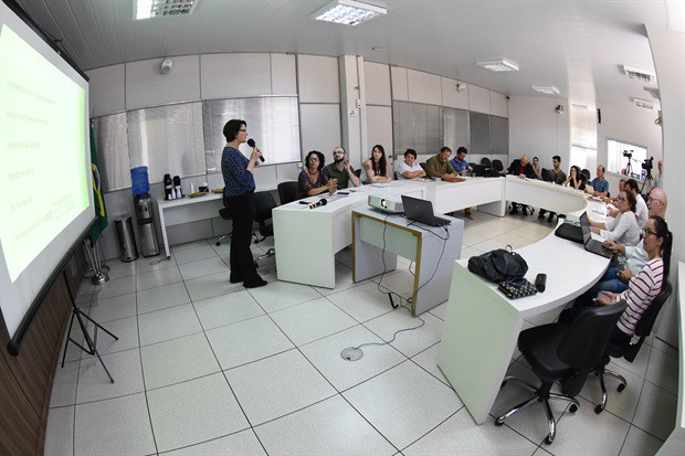 Reunião do Fórum Permanente de Gestão e Planejamento Territorial Sustentável se reuniu nesta sexta-feira, na sala de reuniões B do prédio anexo da Câmara