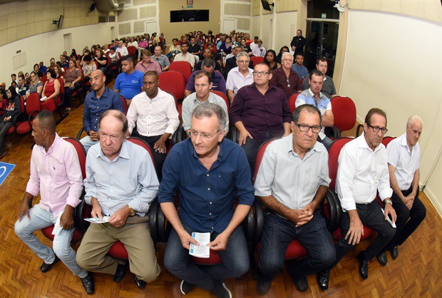 Reunião solene ocorreu no Salão Nobre Helly de Campos Melges