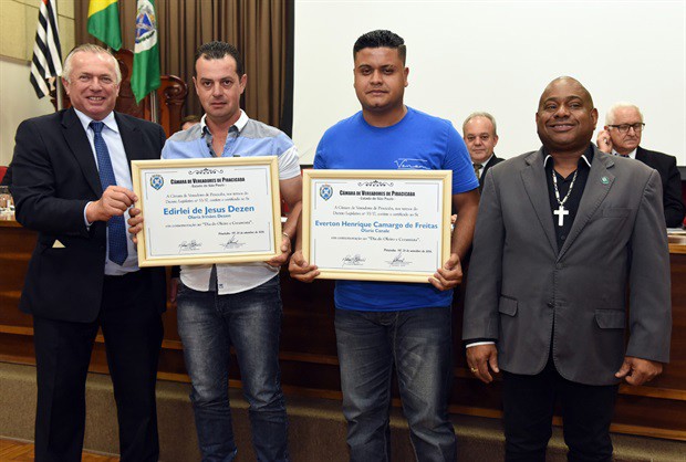 Reunião solene ocorreu no Salão Nobre Helly de Campos Melges